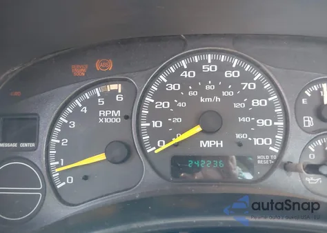 2001 Chevrolet Silverado 1500 из США, поврежденный, VIN 1GCEK14W71Z129211